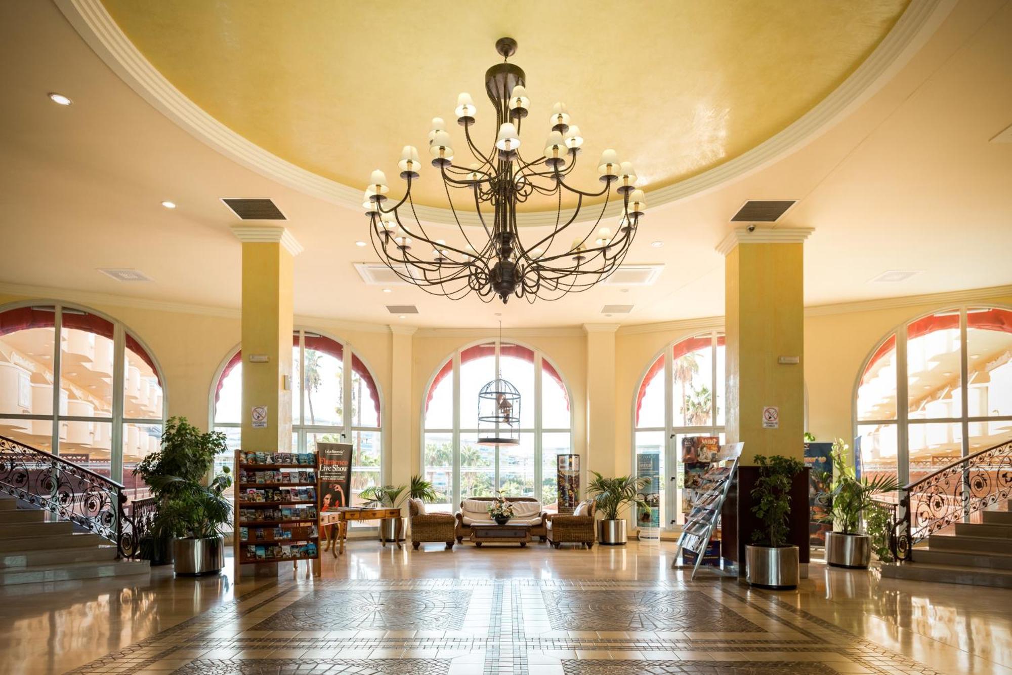 Ohtels La Hacienda Ξενοδοχείο La Pineda Εξωτερικό φωτογραφία